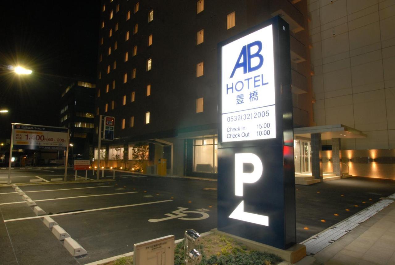 Ab Hotel Тойохаши Екстериор снимка