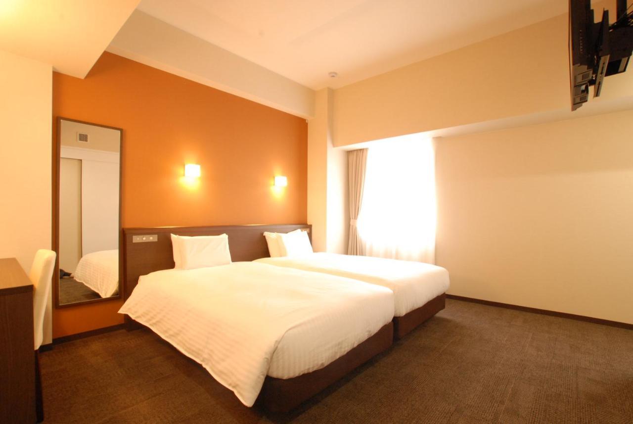 Ab Hotel Тойохаши Екстериор снимка