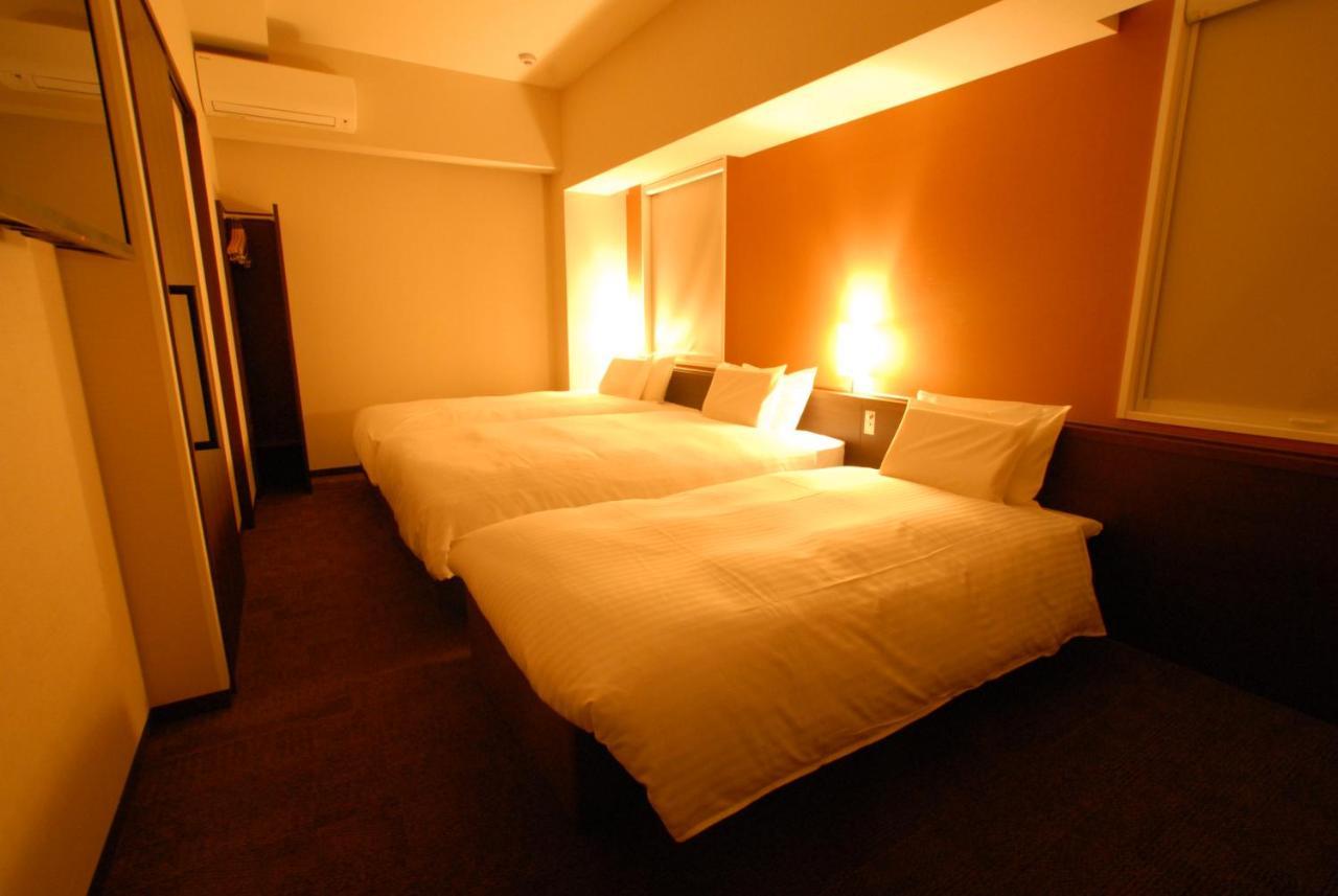 Ab Hotel Тойохаши Екстериор снимка