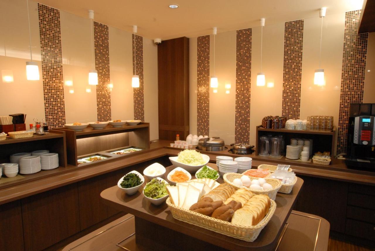 Ab Hotel Тойохаши Екстериор снимка